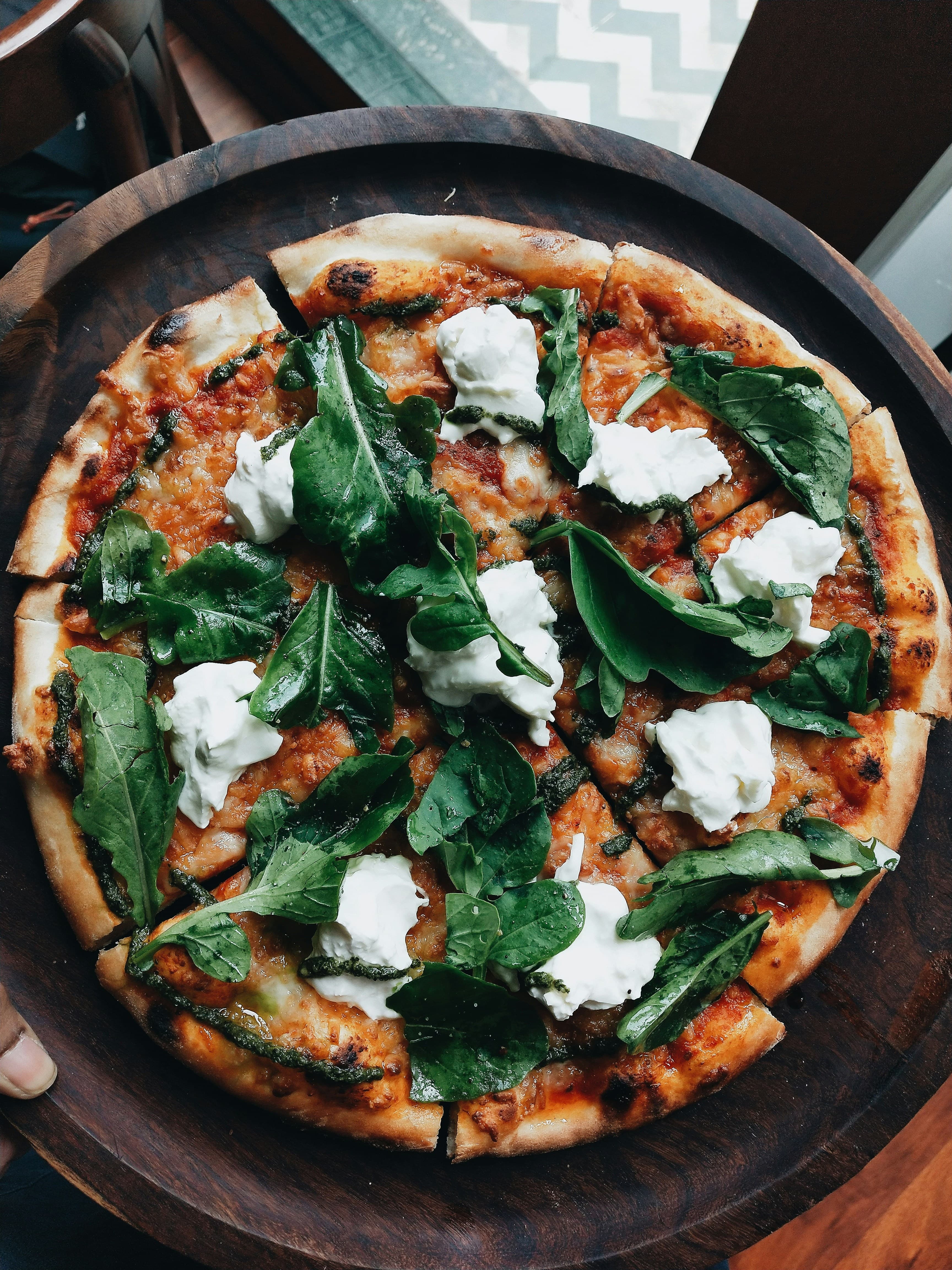 Pizzaiolo bei der Arbeit